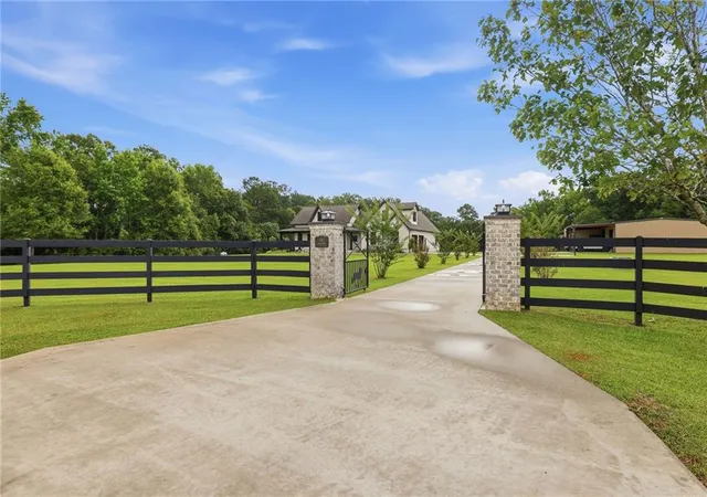 2nd image of 59 Dale View Dr, Carriere, MS 39426 | MLS# 2563969