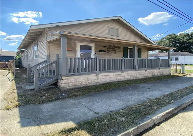 1st image of 314 8th St, Gretna, LA 70053 | MLS# 2566708