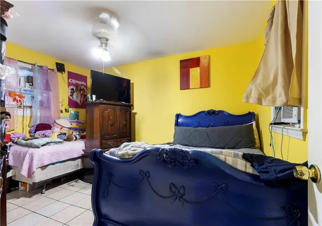 Homes for sale in New Orleans, LA | 3215 Dryades St, New Orleans, LA 70115 | MLS# 2566711