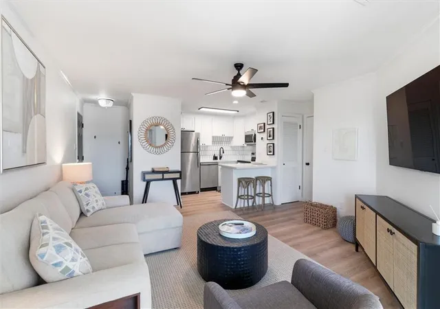 Homes for sale in Metairie, LA | 420 Metairie Hammond Hwy #231, Metairie, LA 70005 | MLS# 2566727