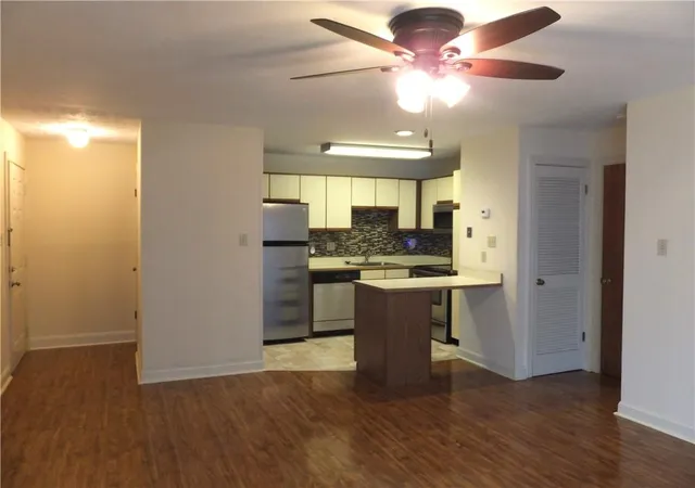 Homes for sale in Metairie, LA | 420 Metairie Hammond Hwy #229, Metairie, LA 70005 | MLS# 2565209
