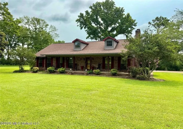 Homes for sale in Brookhaven, MS | 2212 Jackson Liberty Dr, Brookhaven, MS 39601 | MLS# 2566967