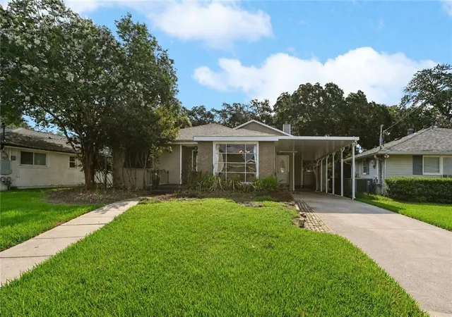 Homes for sale in Metairie, LA | 1017 Helios Ave, Metairie, LA 70005 | MLS# 2554126