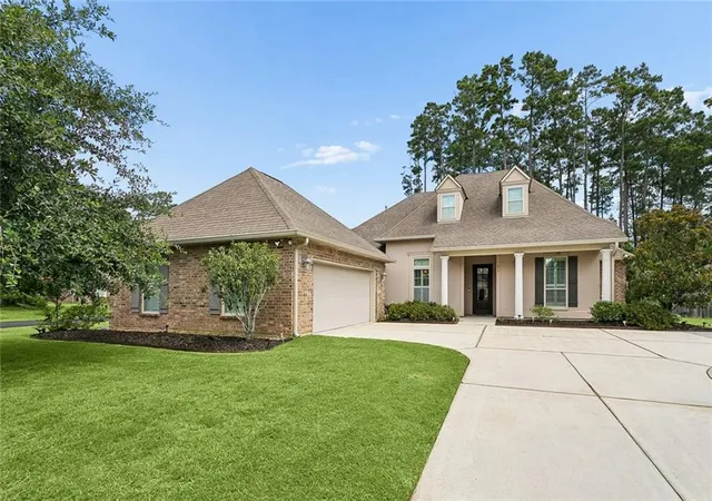 1st image of 612 English Oak Dr, Madisonville, LA 70447 | MLS# 2566977
