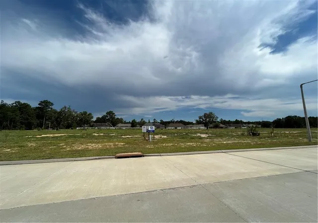 2nd image of 306 La Chenier Dr, Slidell, LA 70461 | MLS# 2566974