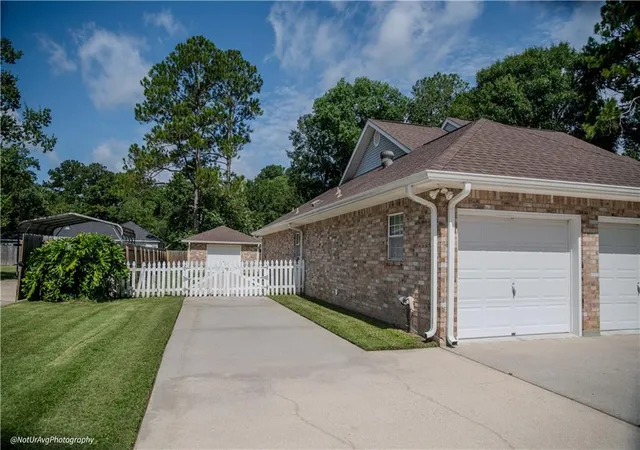 3rd image of 71175 Packet Pl, Abita Springs, LA 70420 | MLS# 2566846
