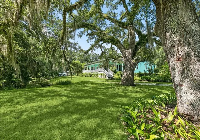 Photo 2 of Single family home for sale at 61652 Fish Hatchery Rd, Lacombe, LA 70445 | MLS# 2566339 | Listing updated on 2026-07-13