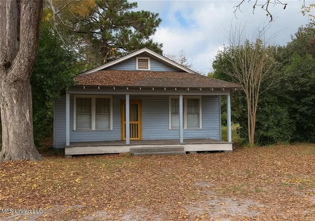 Homes for sale in Brookhaven, MS | 212 N Church St, Brookhaven, MS 39601 | MLS# 2567092