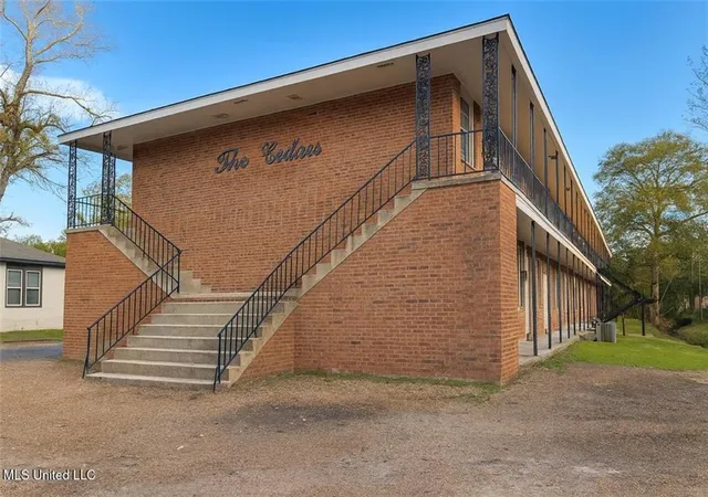 Homes for sale in Brookhaven, MS | 212 N Church St, Brookhaven, MS 39601 | MLS# 2567092
