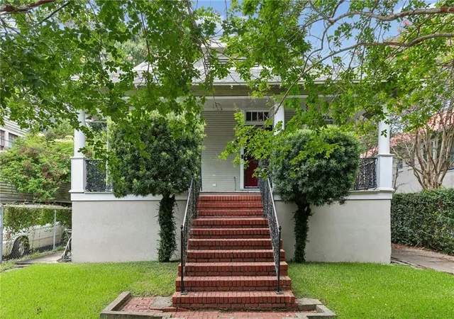 3rd image of 1620 Broadway St, New Orleans, LA 70118 | MLS# 2567108