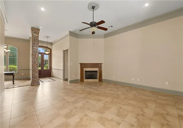 5th image of 102 Castine Oaks Dr, Mandeville, LA 70448 | MLS# 2567123