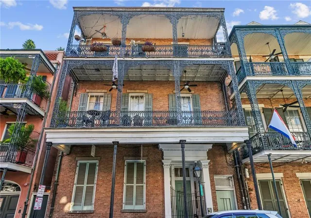 1st image of 835 St Louis St #D, New Orleans, LA 70112 | MLS# 2567069