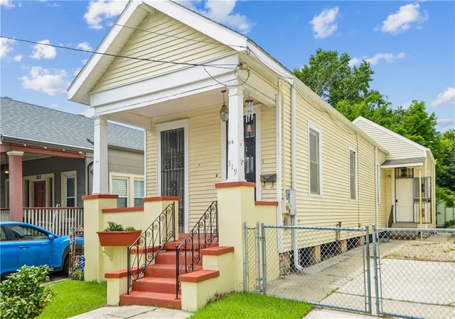 2nd image of 319 S Murat St, New Orleans, LA 70119 | MLS# 2566718