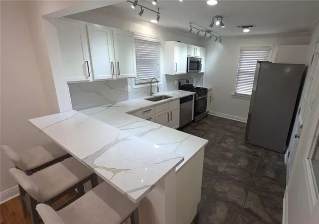 Homes for sale in Metairie, LA | 221 N Bengal Rd, Metairie, LA 70003 | MLS# 2567167