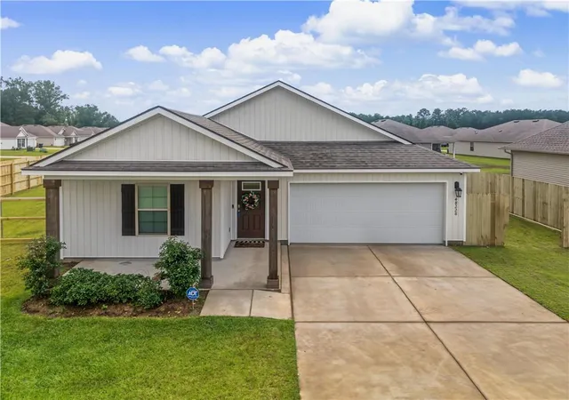 Homes for sale in Robert, LA | 48228 Grassland St, Robert, LA 70455 | MLS# 2567166