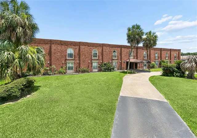 2nd image of 6901 Veterans Blvd #49, Metairie, LA 70003 | MLS# 2566714