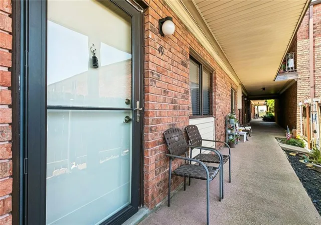 Homes for sale in Metairie, LA | 6901 Veterans Blvd, Metairie, LA 70003