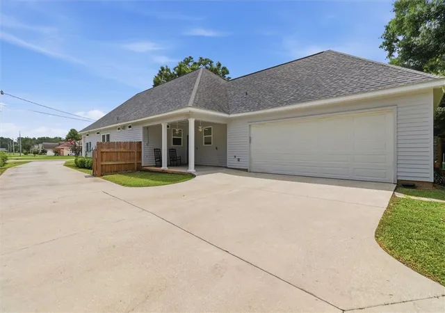 32nd image of 44161 Nicholas Cir, Hammond, LA 70403 | MLS# 2567182