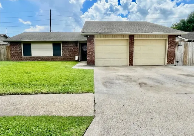 Photo 1 of Single family home for sale at 1720 E Frisco Dr, La Place, LA 70068 | MLS# 2567199 | Listing updated on 2026-07-11