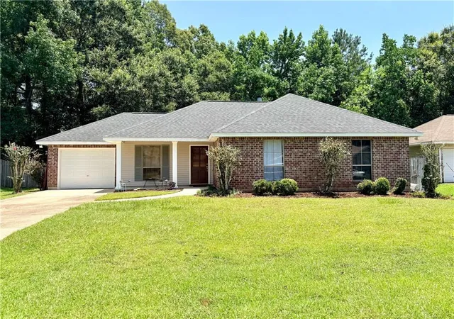 1st image of 2335 Rue Toulander St, Mandeville, LA 70448 | MLS# 2567038