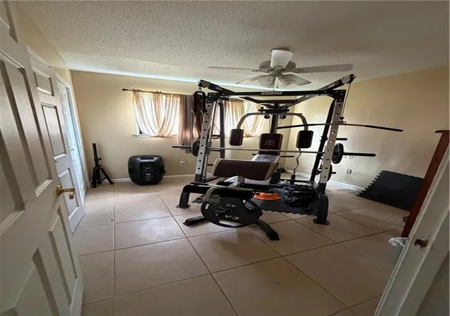 Photo 4 of Single family home for sale at 4013 N Dells Dr, Harvey, LA 70058 | MLS# 2567231 | Listing updated on 2026-08-27