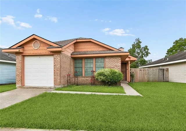2nd image of 5323 Timber Haven Ln, New Orleans, LA 70131 | MLS# 2567250