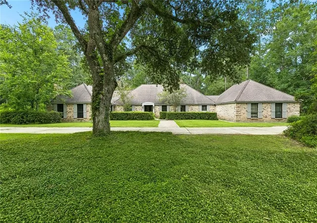 1st image of 721 Hwy 1085 Hwy, Madisonville, LA 70447 | MLS# 2567163