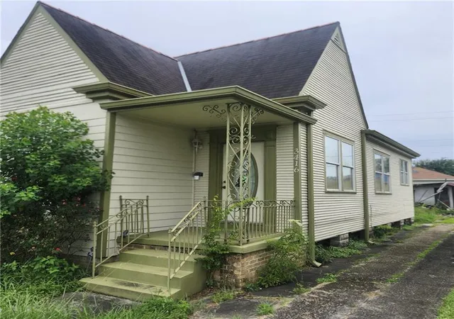 2nd image of 3416 Piedmont Dr, New Orleans, LA 70122 | MLS# 2567207
