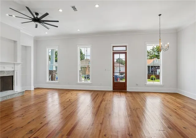 3rd image of 5114 Eastern St, New Orleans, LA 70122 | MLS# 2566586