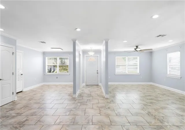 Photo 2 of Single family home for sale at 808 Hickory St, Gretna, LA 70056 | MLS# 2567113 | Listing updated on 2026-07-17