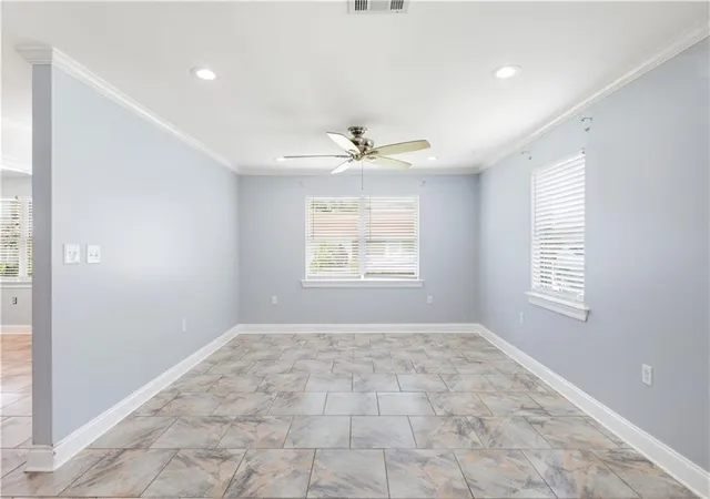 Photo 3 of Single family home for sale at 808 Hickory St, Gretna, LA 70056 | MLS# 2567113 | Listing updated on 2026-07-17