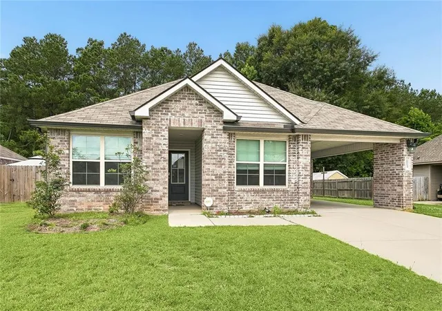 Homes for sale in Hammond, LA | 18153 Fox Hollow Loop, Hammond, LA 70401 | MLS# 2567318