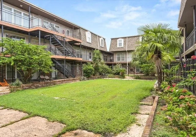 Homes for sale in Metairie, LA | 6320 Riverside Dr #147, Metairie, LA 70003 | MLS# 2567184
