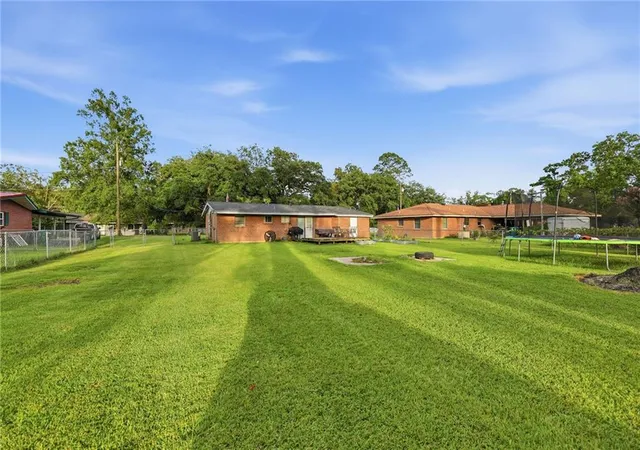 Homes for sale in Ponchatoula, LA | 135 Highland Rd, Ponchatoula, LA 70454 | MLS# 2567322