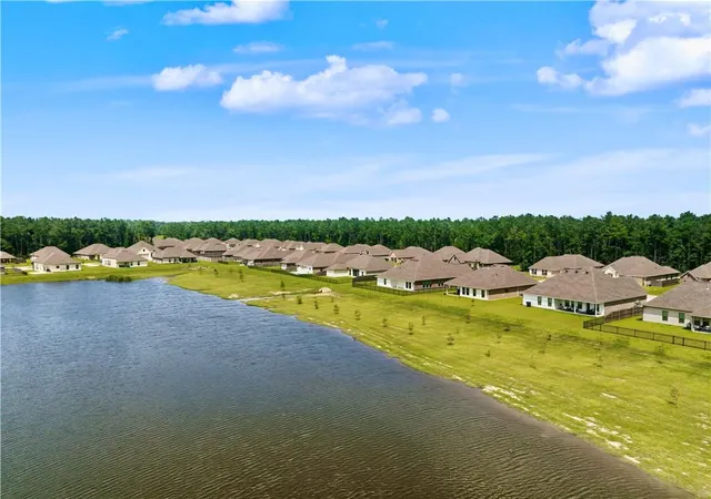 Homes for sale in Ponchatoula, LA | 39557 White Sand Ln, Ponchatoula, LA 70454 | MLS# 2567315