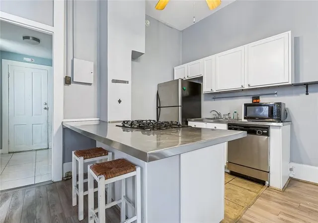 4th image of 732 Pleasant St, New Orleans, LA 70115 | MLS# 2566722