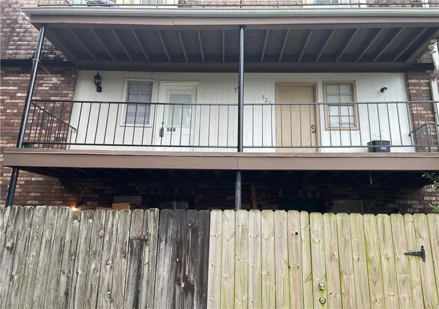 Homes for sale in Metairie, LA | 6200 Riverside Dr #520, Metairie, LA 70003 | MLS# 2567148