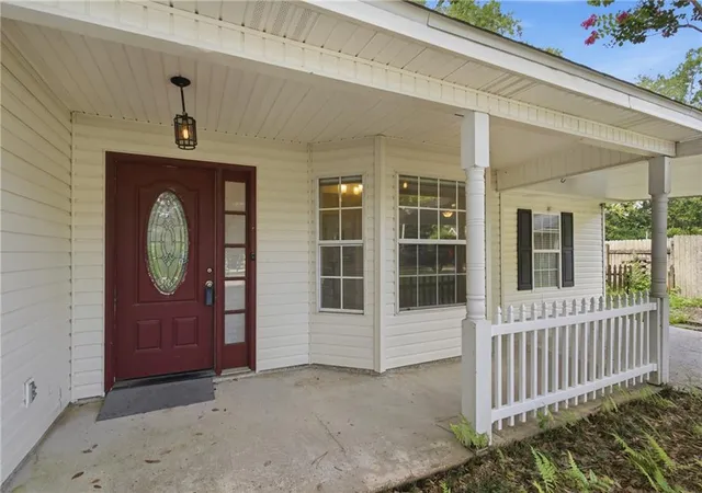 3rd image of 30 Shady Oaks Dr, Covington, LA 70433 | MLS# 2567165