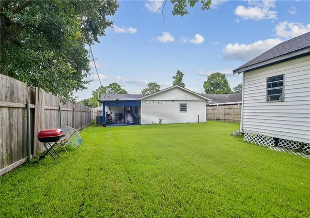 Homes for sale in Kenner, LA | 213 W Loyola Dr, Kenner, LA 70065 | MLS# 2566499