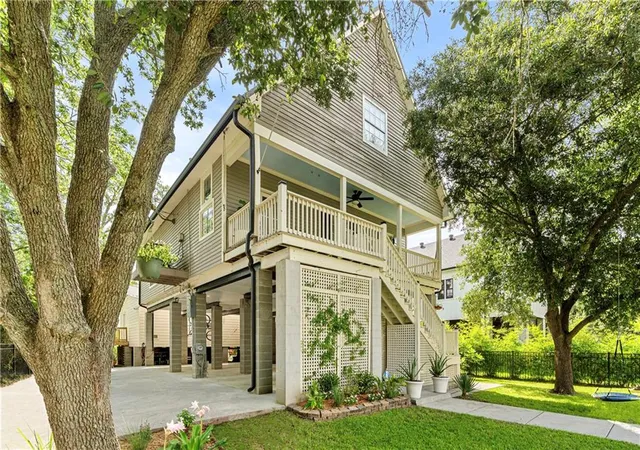 3rd image of 225 West St, Mandeville, LA 70448 | MLS# 2566965