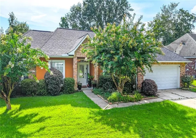 3rd image of 444 Choctaw St, Abita Springs, LA 70420 | MLS# 2567233