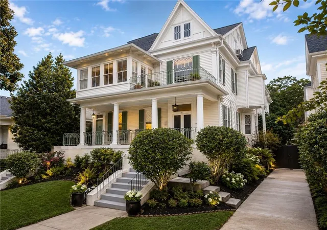 2nd image of 1915 Octavia St, New Orleans, LA 70115 | MLS# 2567553