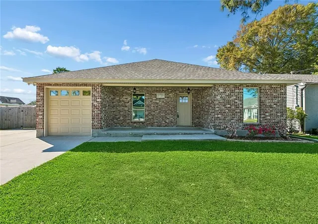 1st image of 2720 Palmetto St, Chalmette, LA 70043 | MLS# 2567353