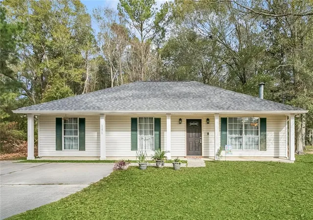 1st image of 1171 Viola St, Mandeville, LA 70448 | MLS# 2567597