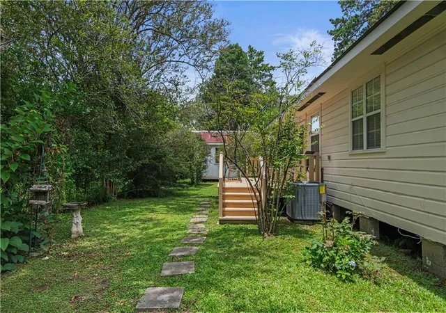 22nd image of 301 W 19th Ave, Covington, LA 70433 | MLS# 2567557
