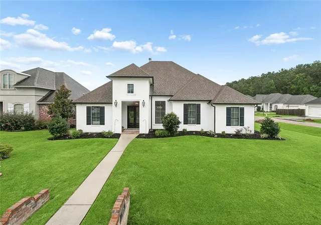 1st image of 1076 Spring Haven Ln, Madisonville, LA 70447 | MLS# 2567510