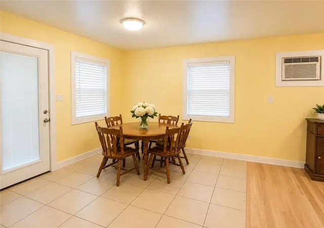 5th image of 717 Avenue L Avenue, Bogalusa, LA 70427 | MLS# 2567414