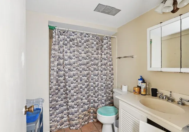 22nd image of 827 Lowerline St, New Orleans, LA 70118 | MLS# 2565447