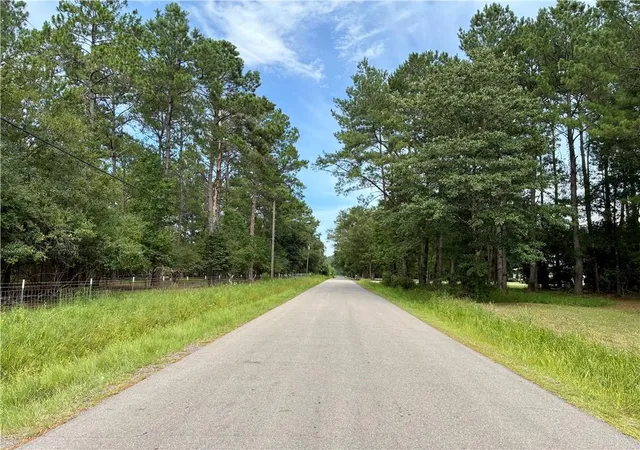 1st image of 13050 Boyd Rd, Covington, LA 70435 | MLS# 2567338