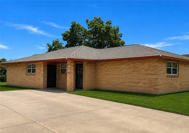Multi family home for sale at 4709 11 Shalimar Dr, New Orleans, LA 70126 | MLS# 2567200